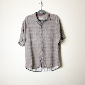 TOMMY BAHAMA • Men’s Coconut Point Geo Camp Shirt in Bala Shark Size Large